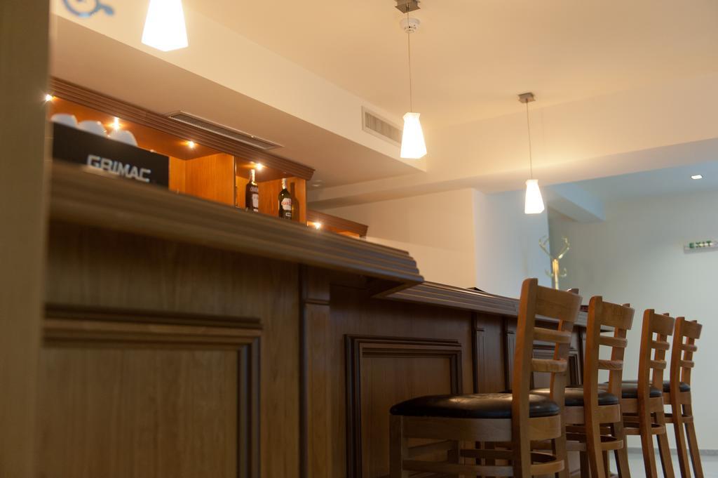 Hotel Astrea Hisarya Ngoại thất bức ảnh