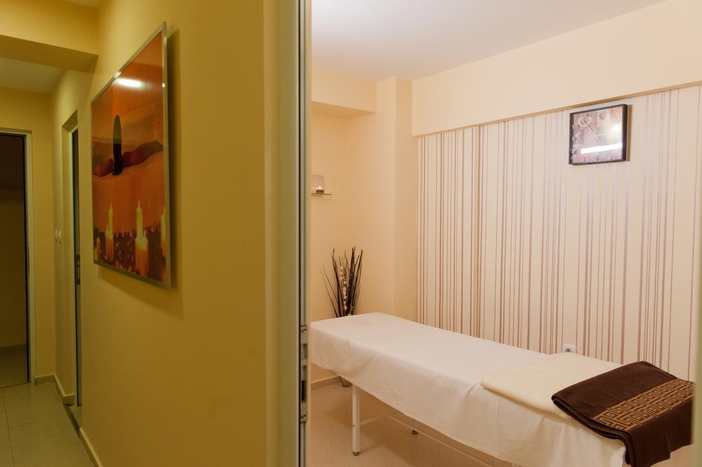 Hotel Astrea Hisarya Ngoại thất bức ảnh