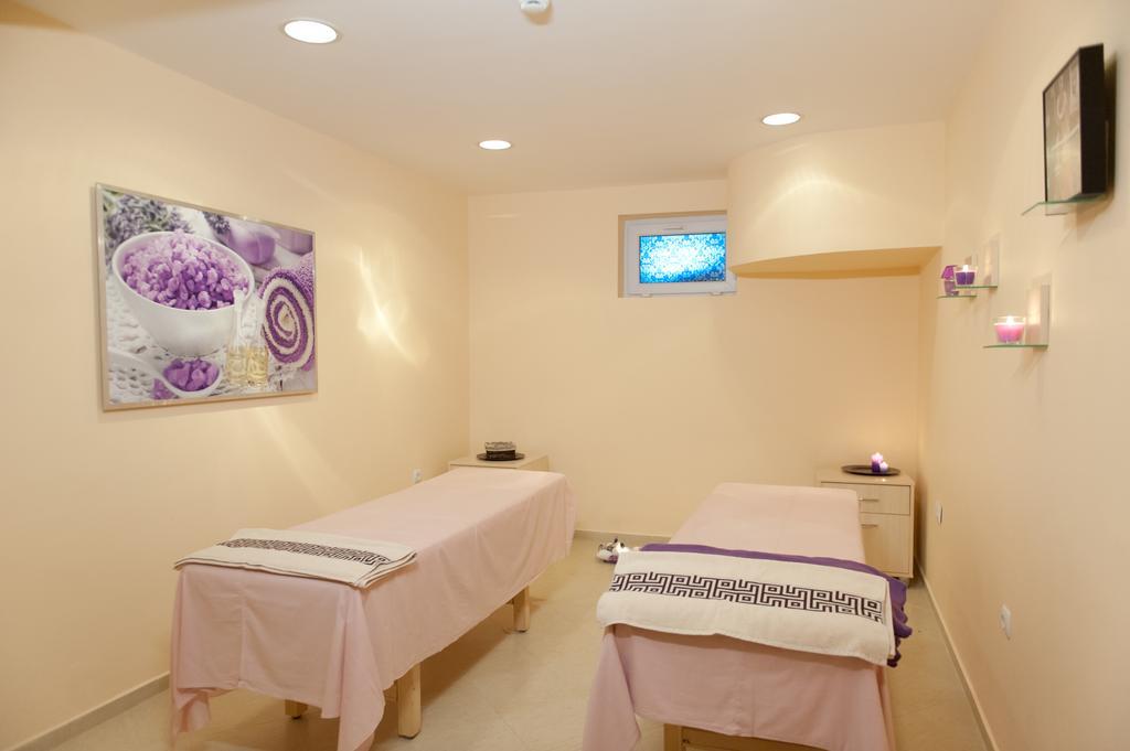 Hotel Astrea Hisarya Ngoại thất bức ảnh