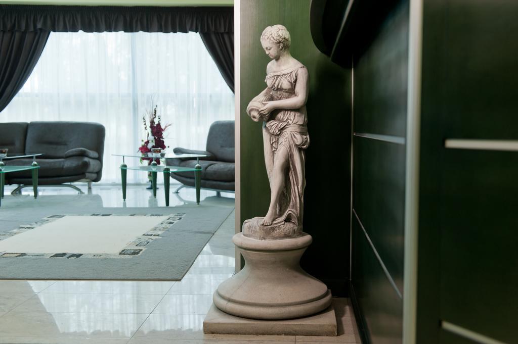 Hotel Astrea Hisarya Ngoại thất bức ảnh
